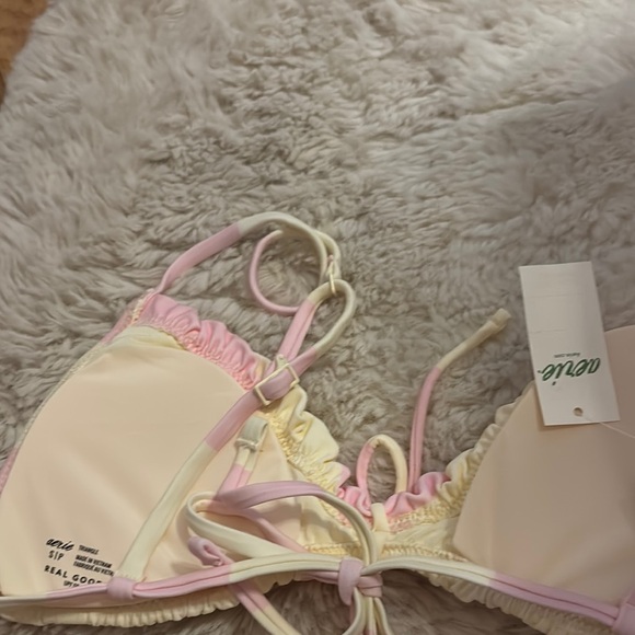 Aerie Pink and Cream Bikini Top - Picture 5 of 5